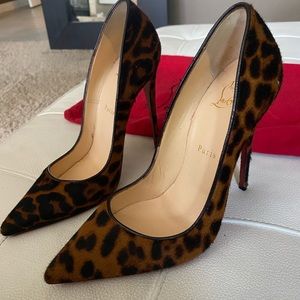 Louboutin So Kate Leopard